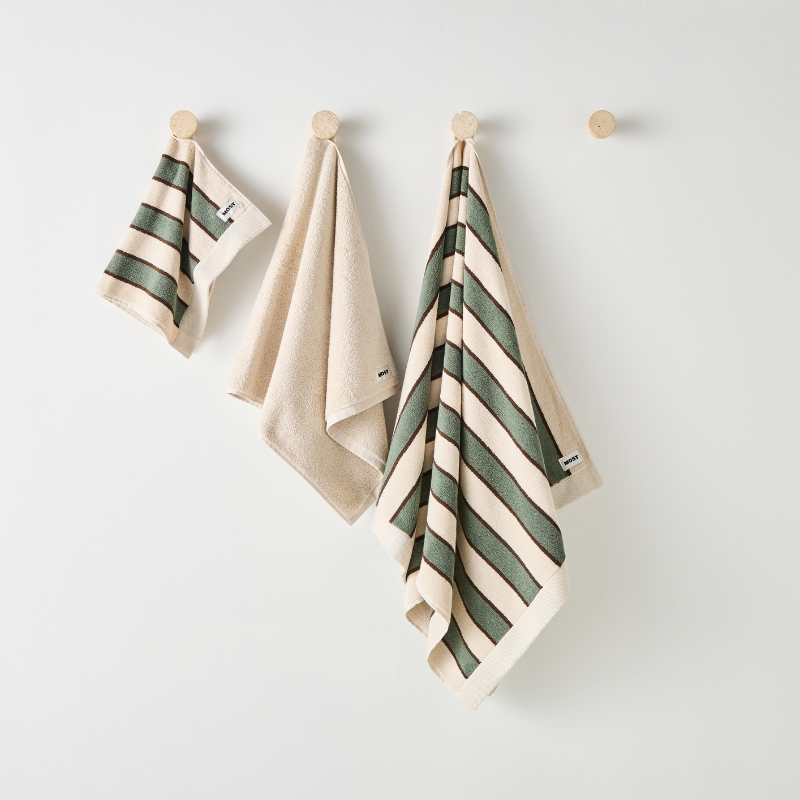 Bath towel • Cocoa