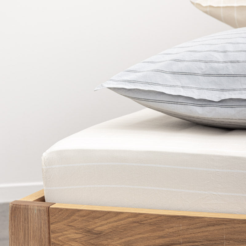 120 thread count washed cotton percale fitted sheet • Beige/white Stripes