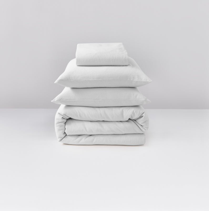White cotton gauze bedding set